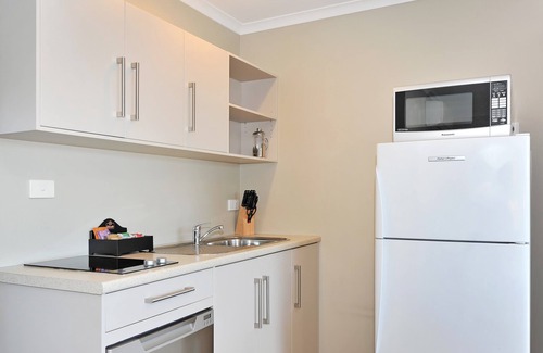 Takaka Hotel | Mohua Motels