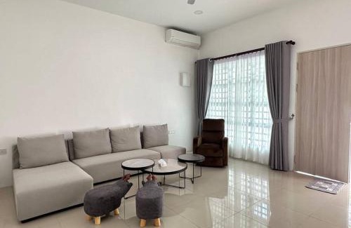 Miri House | Mojisu Homestay 麻吉宿