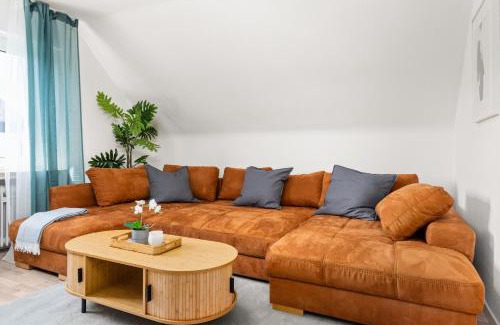 Grundschottel Apartment | MOLA Apartments-Geräumiges Apartment in Wetter bis 6 Personen, XXL Couch, Parkplatz und WLAN