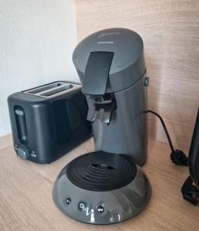 Sud Apartment | Monkey Magic Mansion 2 BR, next to tram and lake