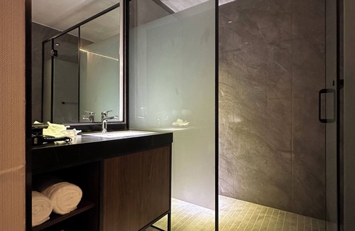 Hulu Langat Hotel | Monkeys Canopy Resort