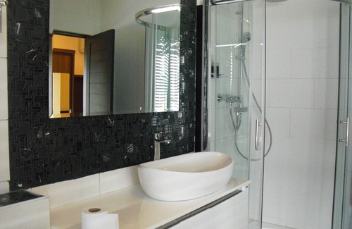 Kanchanaburi Hotel | Monsane River Kwai Resort