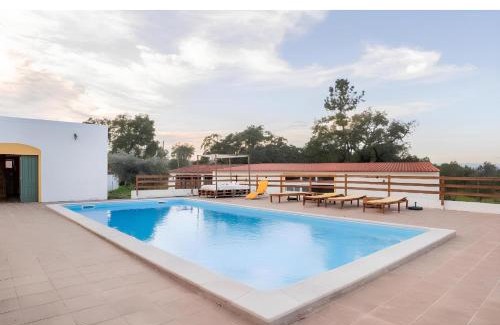 Alvega House | Monte Machial