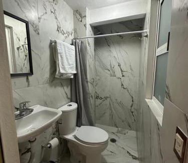 Toluca Apartment | Montecarlo