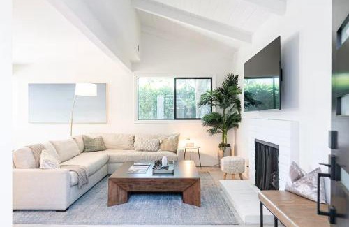 Montecito House | Montecito-Chic Beachside Retreat