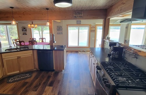 Montello House | Montello Lake House