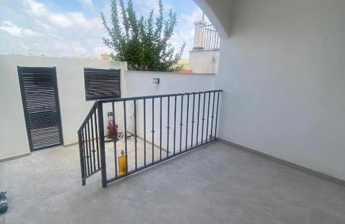 Montequinto Apartment | Montequinto Chalet Lujoso