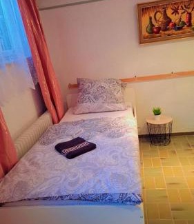 Nieder Mockstadt House | Monteurzimmer, Monteurunterkunft in 20 km von Hanau und 35 km von Frankfurt am main