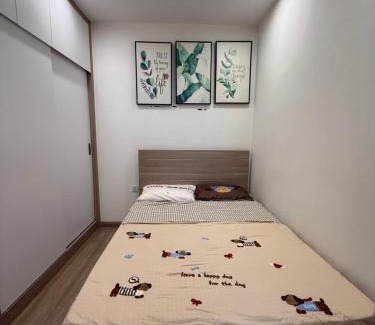 Gia Lam Apartment | Moon Homestay 1717