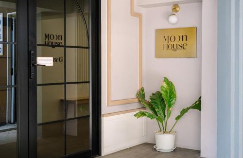 Bang Na Apartment | Moon House BKK Room 3A