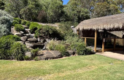 Whittlesea House | Moon light Retreat