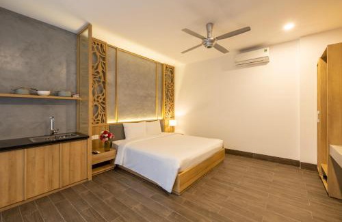 Huong Thuy Hotel | Moon Sun Boutique Villa Hotel