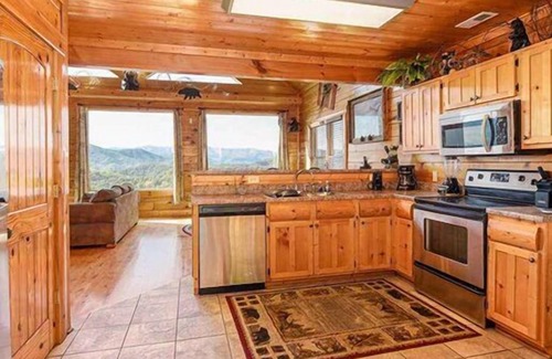 Gatlinburg - Pigeon Forge Cabin | Moonlit Mountain Top | Views, Hot Tub, Game Room, Sleeps 8!
