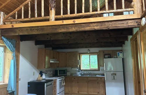 Ashton Cabin | Moose Meadows, a haven of wildlife, beside Yellowstone and Grand Teton Parks.