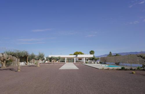 El Toyo Apartment | Moott Homes Suites Villa Costacabana