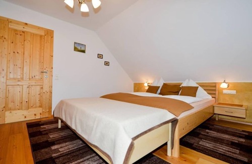 Zedlitzdorf Other | Morgensonne - Bauernhof "unterkrug"