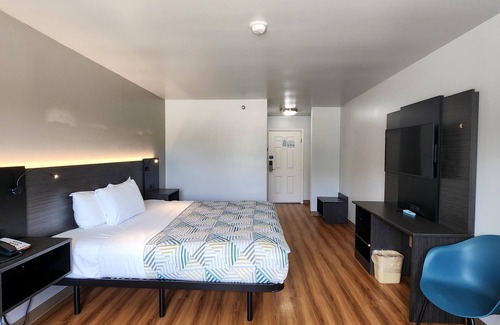 Ennis Hotel | Motel 6 Ennis, TX
