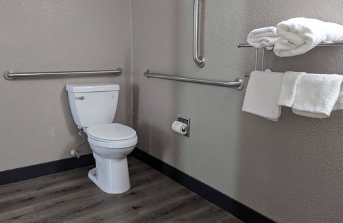 Leominster Hotel | Motel 6 Leominster, MA