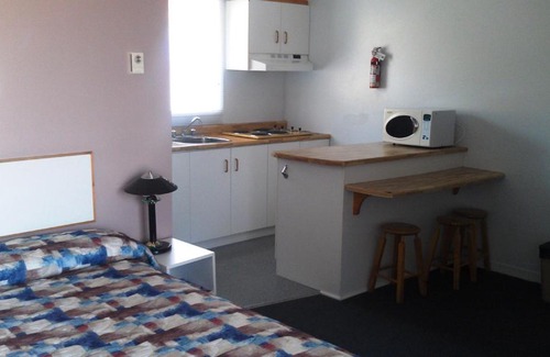 Cabano Hotel | Motel Royal