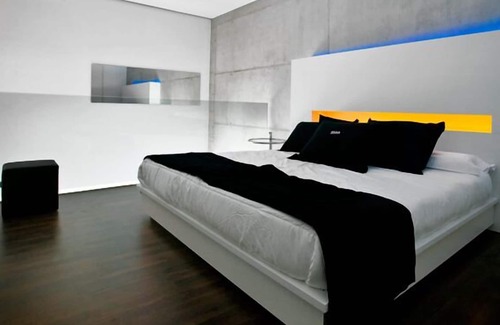 Onda Hotel | Motel Shhh