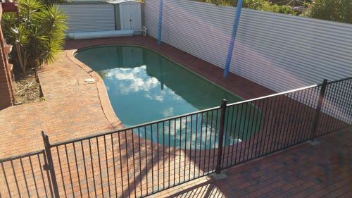 Sale Hotel | Motel24Seven and Apartments