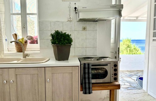 Herronisos House | Motivo Sea Side