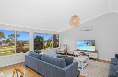 Marlo House | MOTS View - Mouth of the Snowy