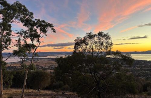 Mount Rumney House | Mount Rumney Escapes - 4 Seaview Devil House