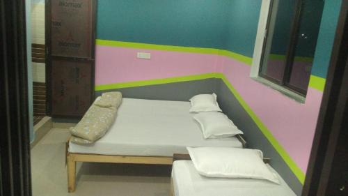 Karnaprayag House | Mountain Berry Cafe and Homestay