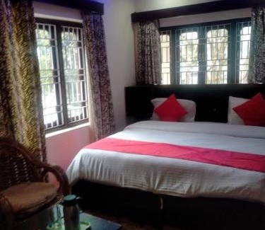 Bhagsu Nag House | Mountain