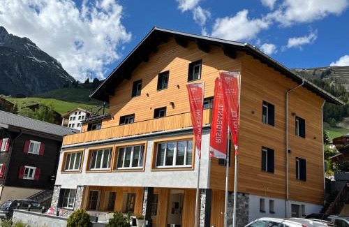 Tujetsch Hotel | Mountain Lodge Sedrun
