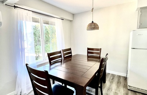 Port Alice Apartment | Mountain Top Floor Suite *Pet Friendly 2 Bedroom 1 Bath