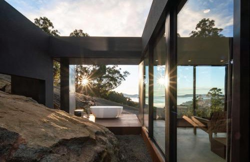Snug House | Mountain Top Snug, Studio Itas