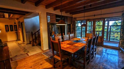 Dalhousie House | Mountain View 3bhk Near Mall Road Deodar Retreat