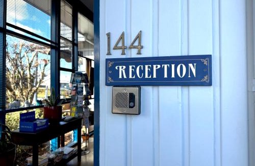 Deloraine Hotel | Mountain View Country Inn