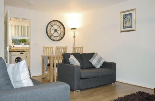 Rhiwbryfdir House | Mountain View