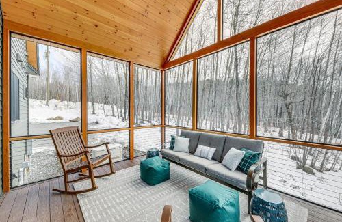 Lovell House | Mountain-View Home in Stoneham with Hot Yoga Studio!
