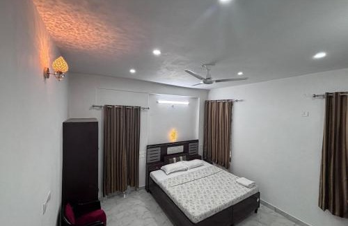 Chamba House | Mountain View