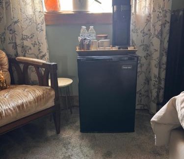 Jim Thorpe House | Mountain View Room wPrivate Bath close to downtown