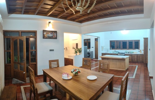 Todupulai Villa | Mountain view Villa Idukki