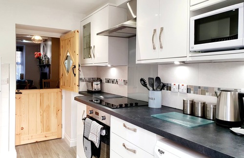 Tanygrisiau Cottage | Mountainside Cottage - Excellent Hillwalking and Adventure Location