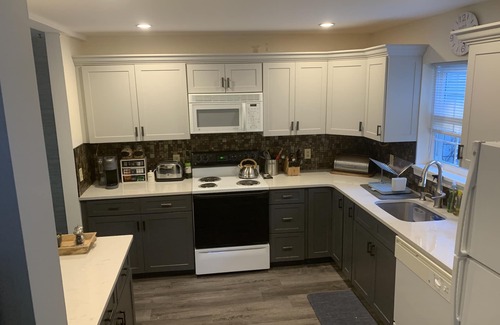 Hancock Condo | Mountainside: Large 3-level Jiminy Peak Home