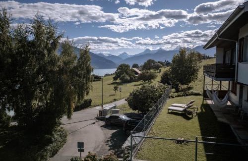 Einigen House | MountLake House