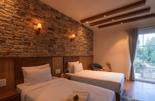 Sattal Hotel | Moustache Bhimtal Luxuria, Nainital