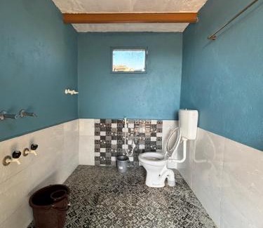 Kamalapur House | Mowgli's Cafe Hampi & Guest House