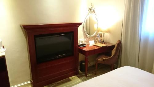 Banqiao Hotel | MRT Hotel