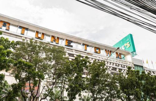 Ban Pho Apartment | MRT rame9 Jodd Fairs night market, walk for a few minutes, two bedrooms and two bathrooms