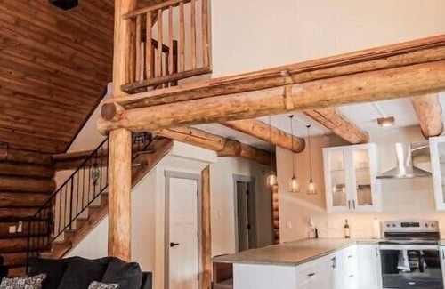 Lime Kiln Cabin | Mt Pilchuck View Cedar's Cabin