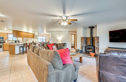 Flagstaff House | Mtn-View Family Home w/Grill in Flagstaff!