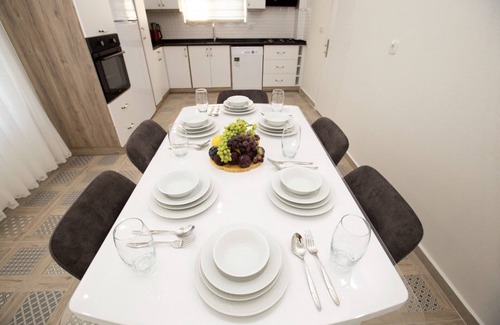 Mentese Villa | Muğla Dalamanda Kiralık Havuzlu Müstakil Eşyalı 6 Kişilik Villa